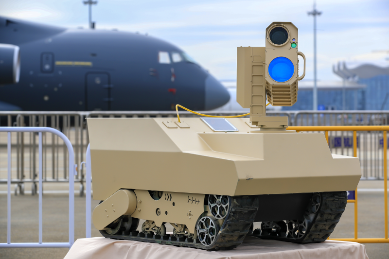 第十五届中国航展开幕！“光箭”、“天盾”系列激光安防装备新品发布(图3)