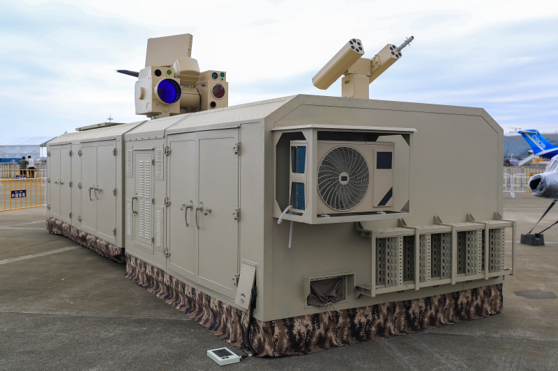 第十五届中国航展开幕！“光箭”、“天盾”系列激光安防装备新品发布(图2)