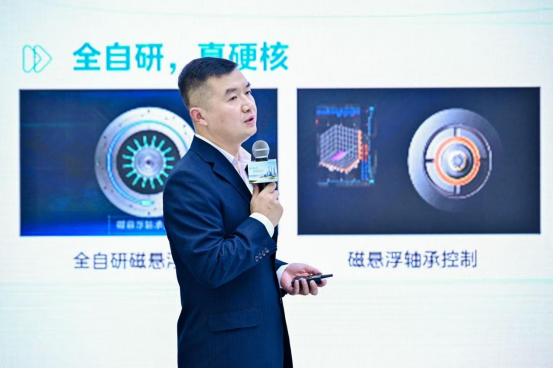 AI智启建筑新生 美的楼宇科技三大新品亮相2025中国国际制冷展(图4)