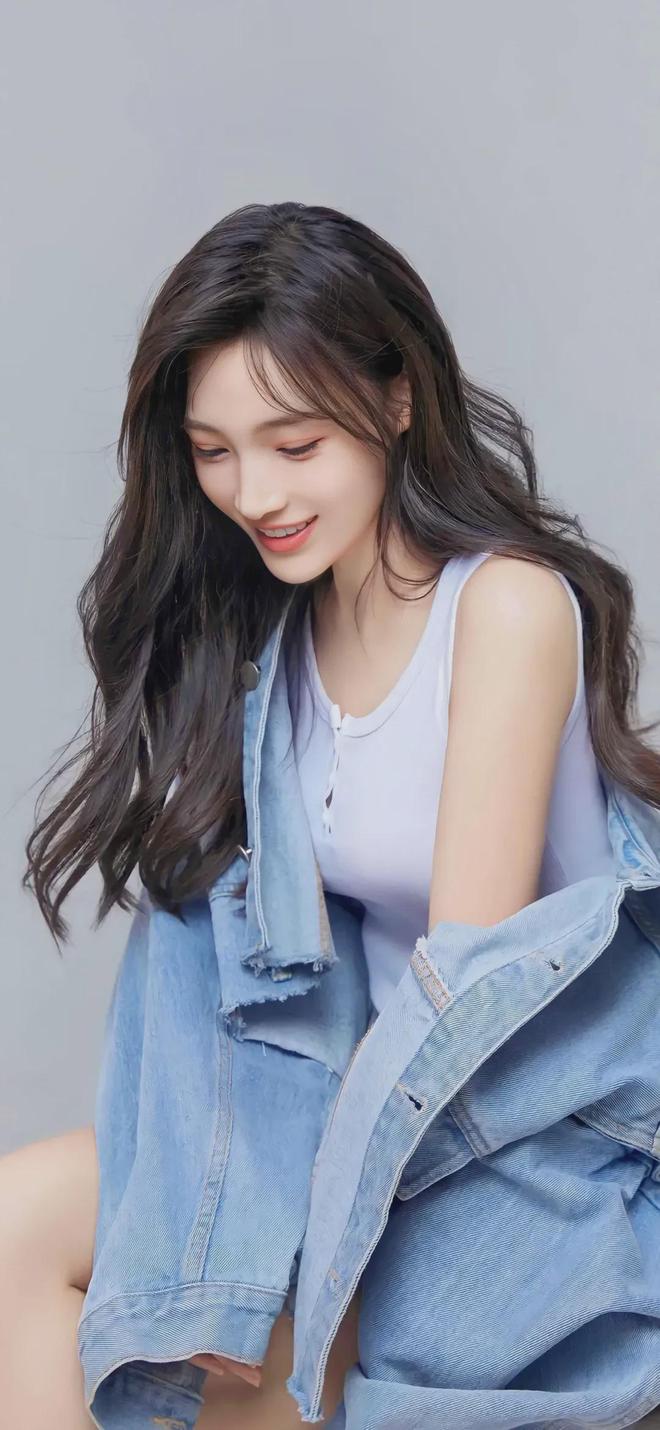 寡妇好舒服⋯快⋯深点(图1)