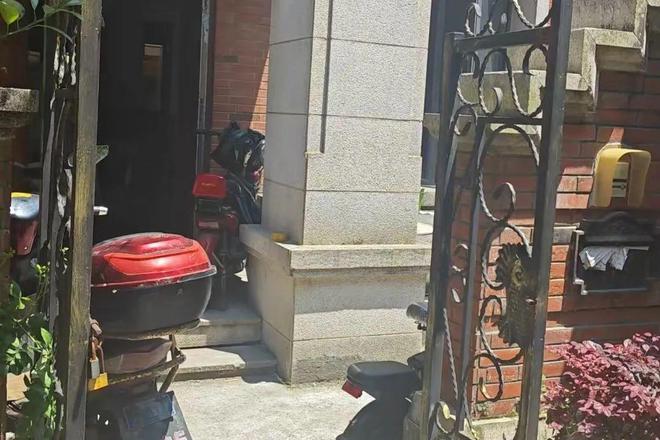 蓝白栅栏+智能门禁：看宝山这里如何用“+-×÷”优化社区安全出行(图8)