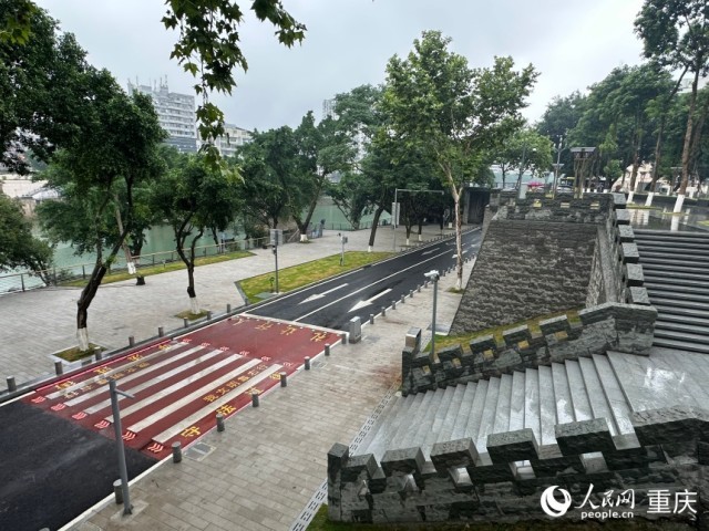 行进中国｜听“半部电台”的回响(图3)