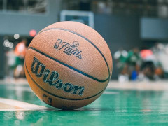 2024年11月11日篮球分析：雄鹿主场对战凯尔特人(图1)