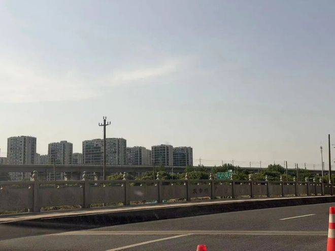润启未来之城(官方售楼处)官网-润启未来之城销售中心-环境-户型-价格-地址-楼盘详情-配套-电话-交房时间-售楼处(图15)